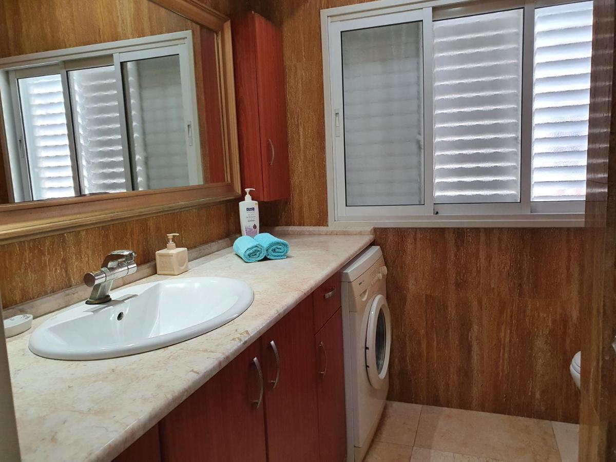 Ezore Yam Apartmens - Elmali'Akh St. 4 Bat Jam Exteriér fotografie