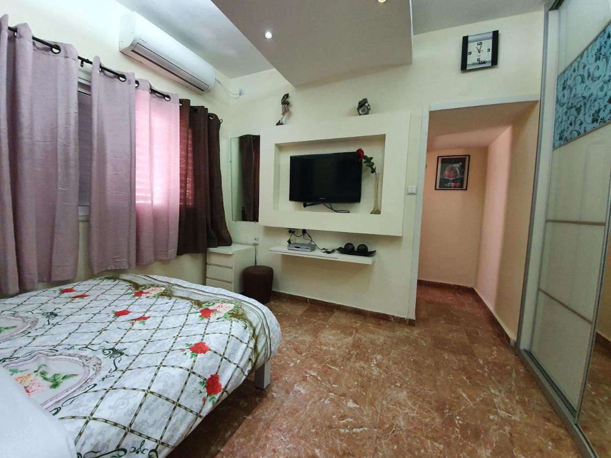 Ezore Yam Apartmens - Elmali'Akh St. 4 Bat Jam Exteriér fotografie