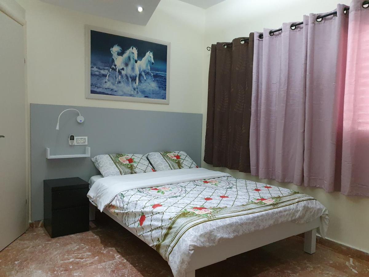Ezore Yam Apartmens - Elmali'Akh St. 4 Bat Jam Exteriér fotografie