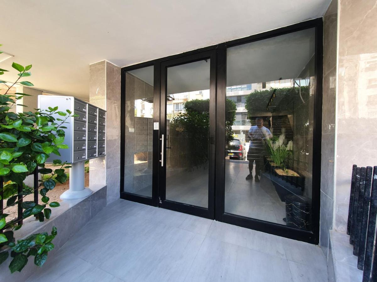 Ezore Yam Apartmens - Elmali'Akh St. 4 Bat Jam Exteriér fotografie